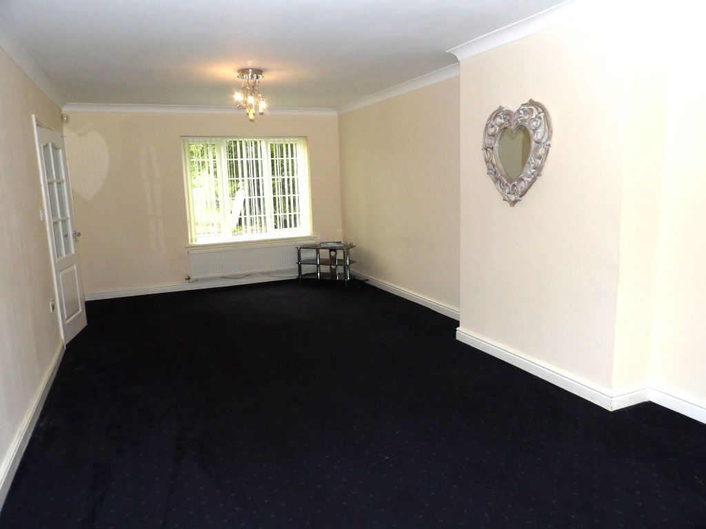 Property photo 2 of 10 Photograph 2