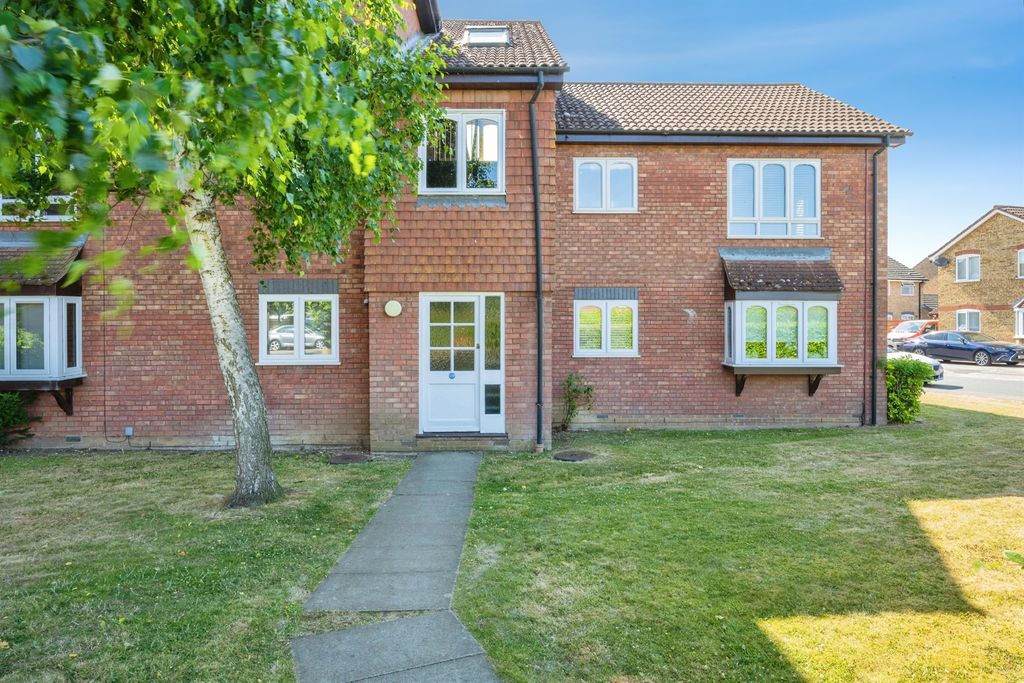 Property photo 3 of 12