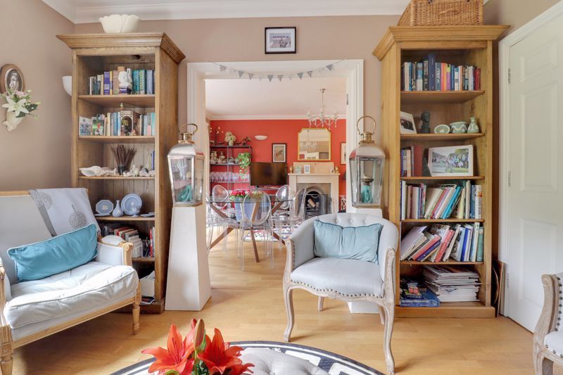 Property photo 3 of 20 Photo 5