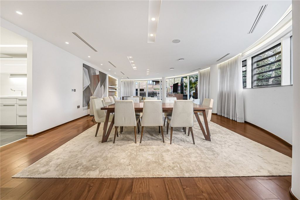 Property photo 2 of 15 Picture No. 12