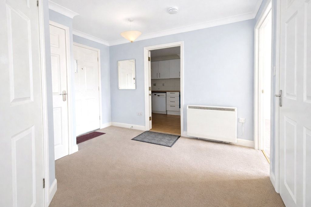 Property photo 2 of 11 Picture No. 34