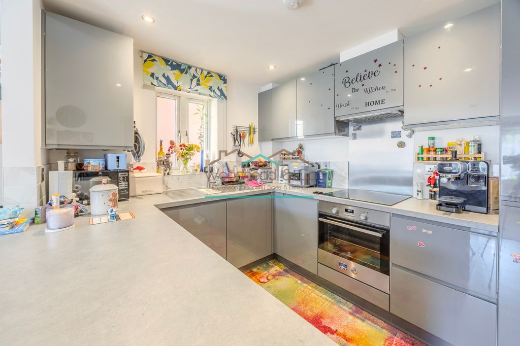 Property photo 2 of 9 FM4A3512-Hdr