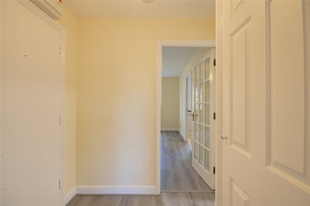 Property photo 3 of 18 Picture No. 08