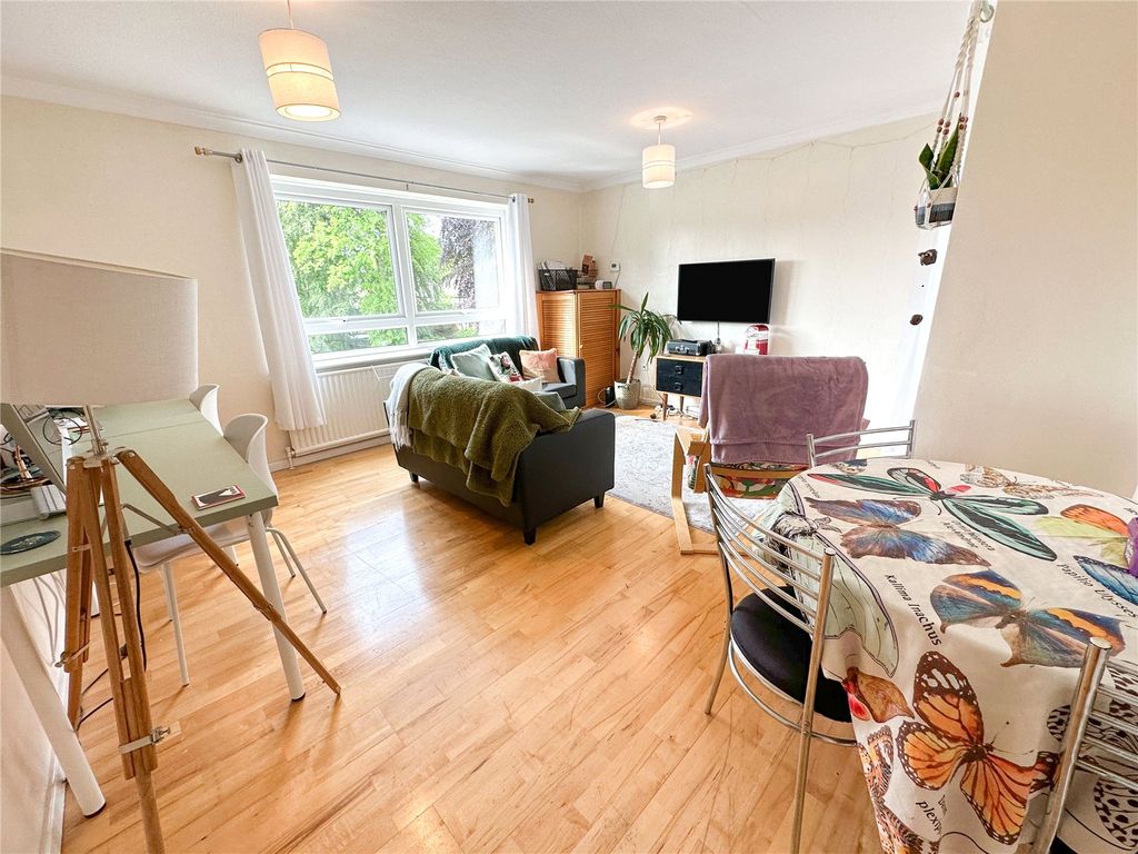 Property photo 2 of 10 Picture No. 08