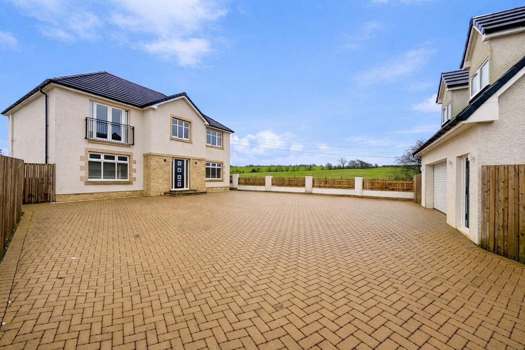 Property photo 1 of 35 External