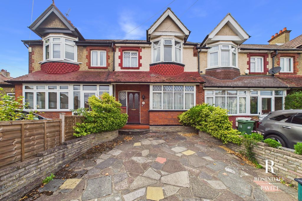 Property photo 1 of 13