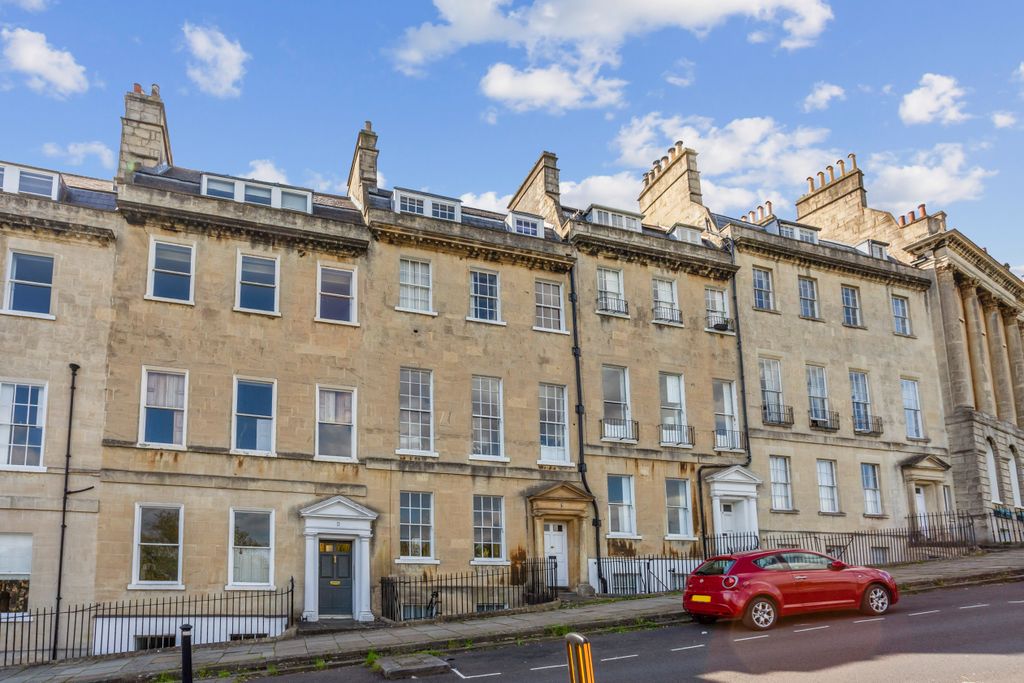 Property photo 1 of 14 Front