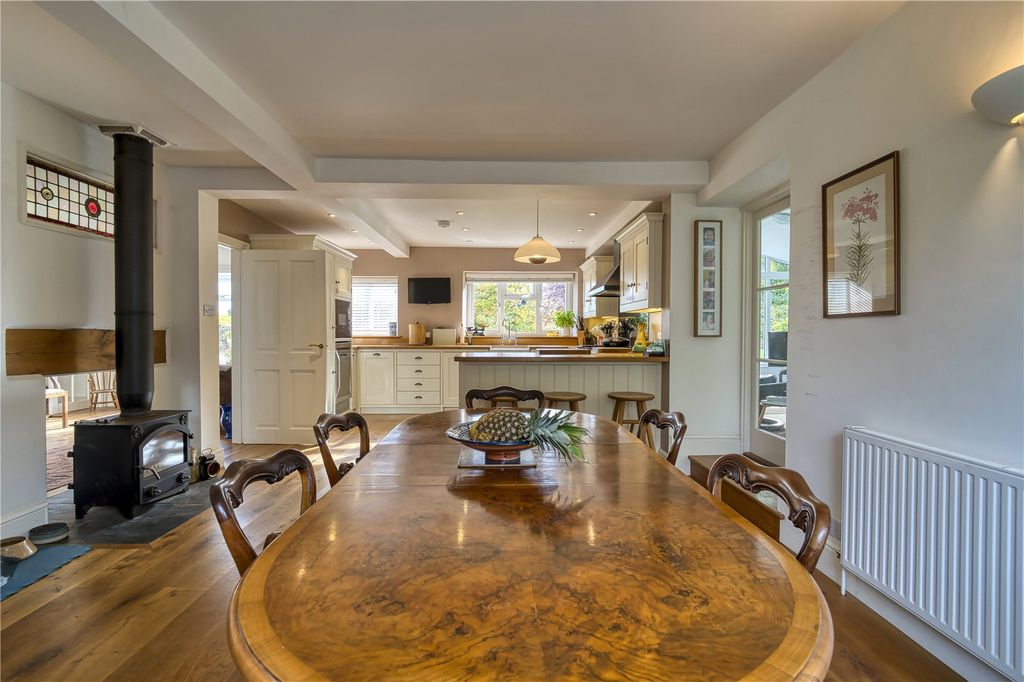 Property photo 3 of 33 Picture No. 33