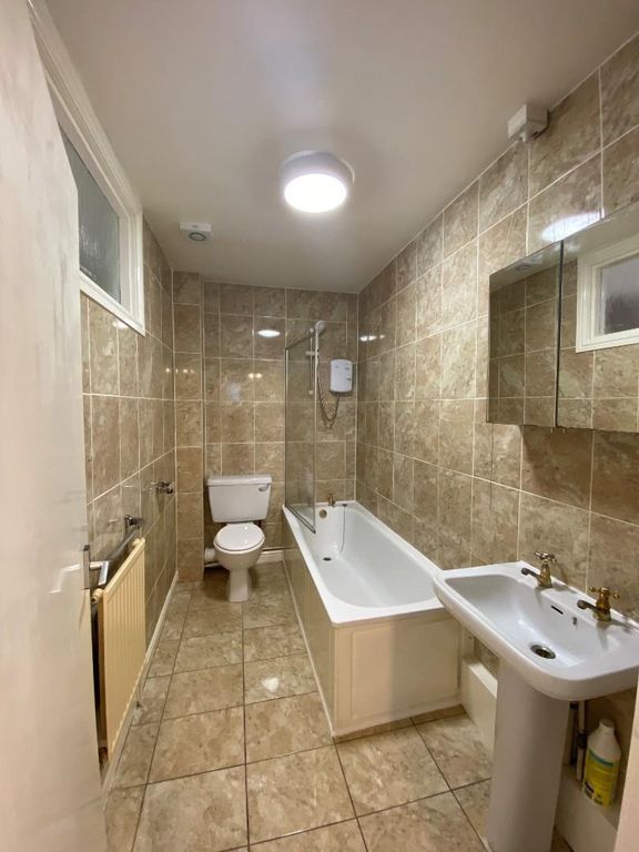 Property photo 3 of 6 8.Jpg