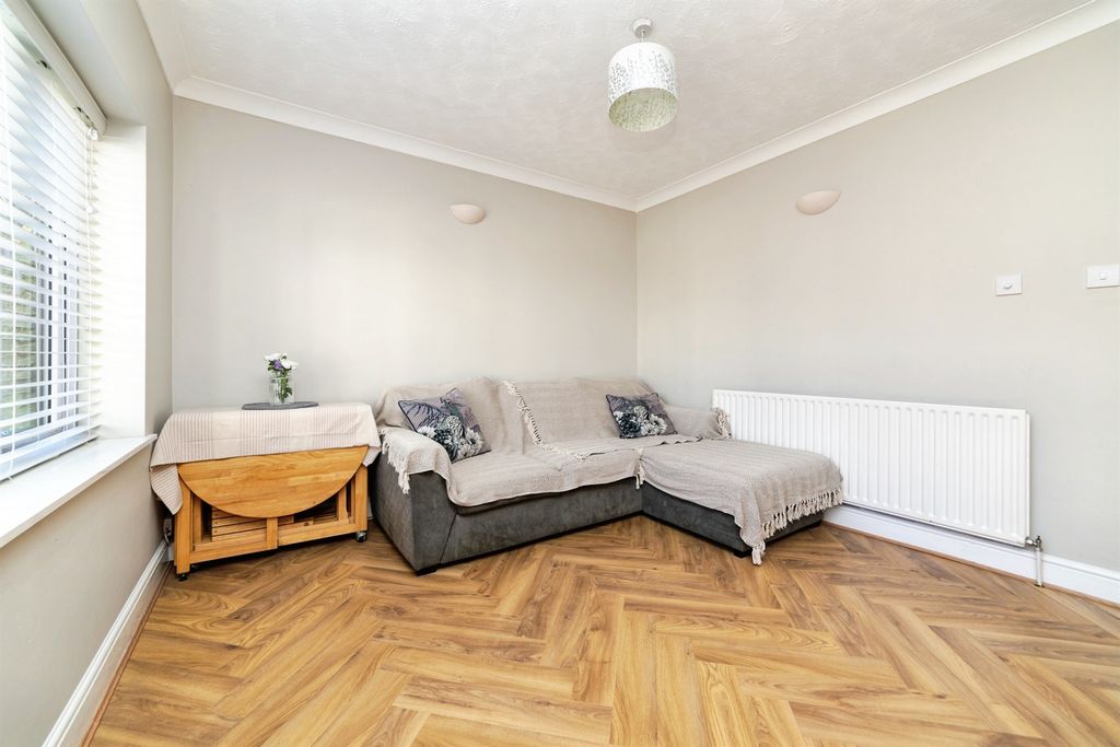 Additional image 6 of 2 bed maisonette for saleWillowdene, Watton At Stone, Hertford SG14