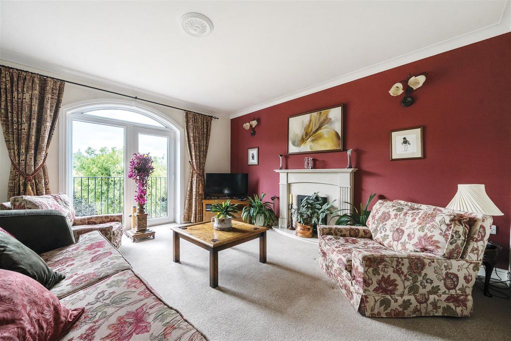 Property photo 2 of 20 1511610-30-6A8Da6B769De4-Arw.Jpg