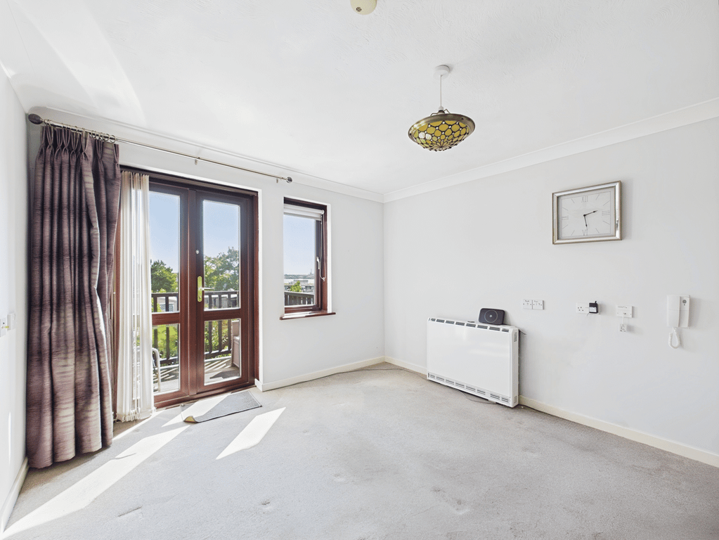 Property photo 3 of 14