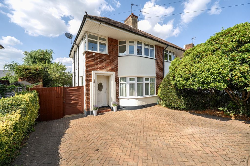 Property photo 1 of 19 External