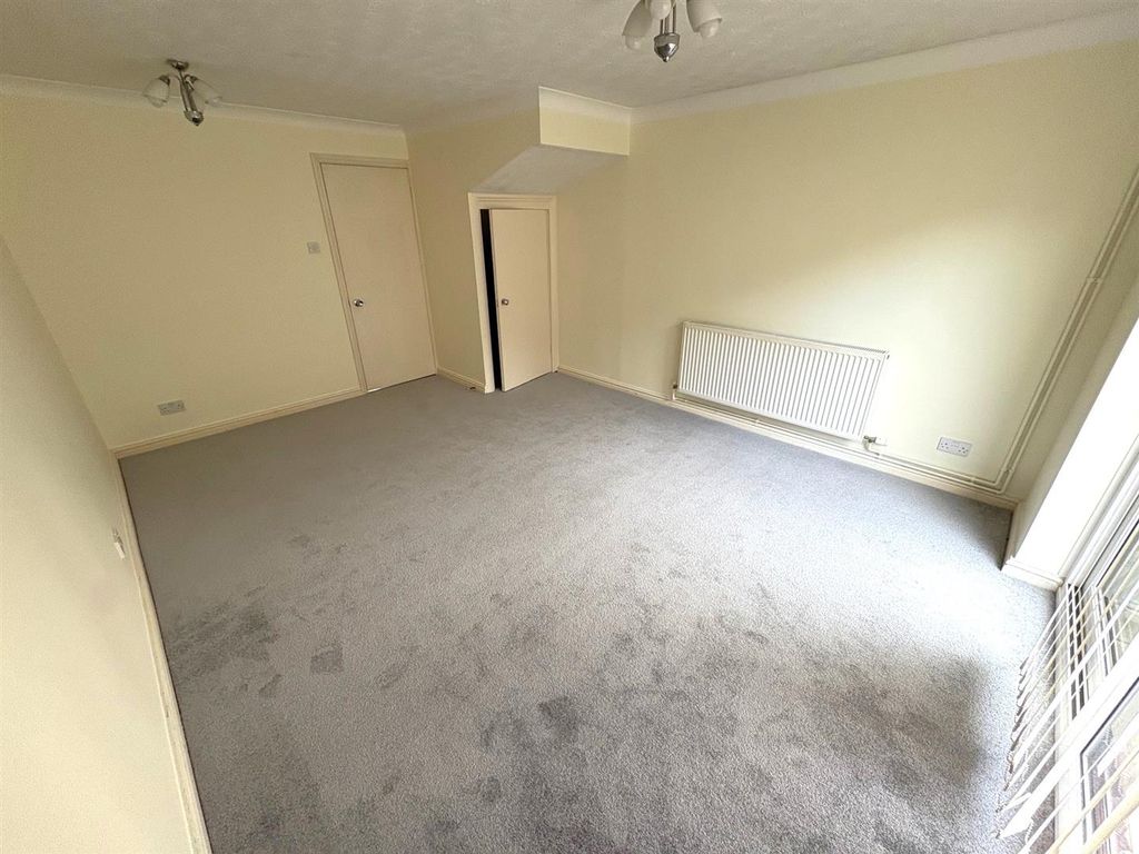 Property photo 2 of 17 Img_1115.Jpg