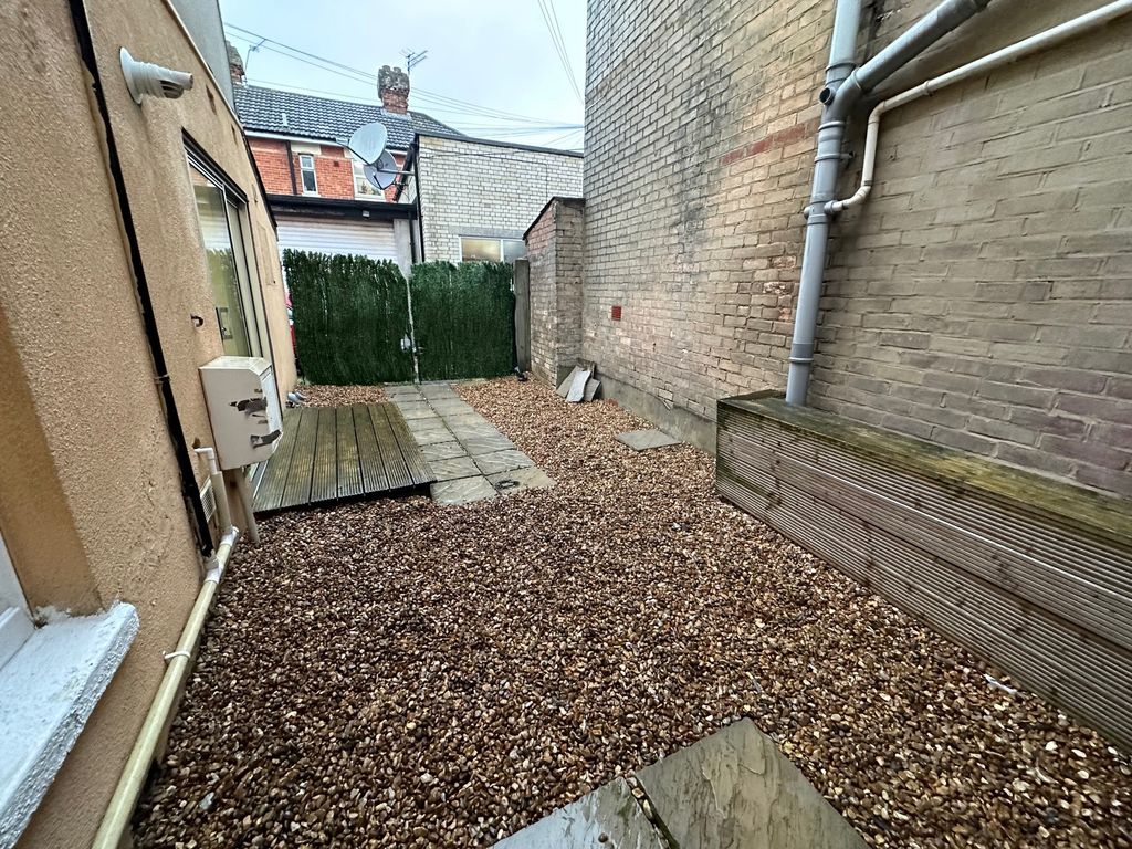 Property photo 2 of 14 Image