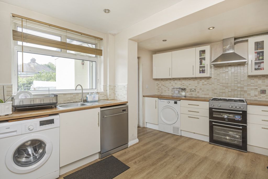 Property photo 3 of 12 1-12