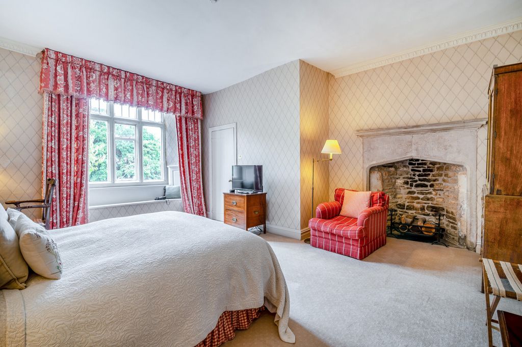 Additional image 28 of 10 bed detached house for saleChurch Road, Bristol BS35