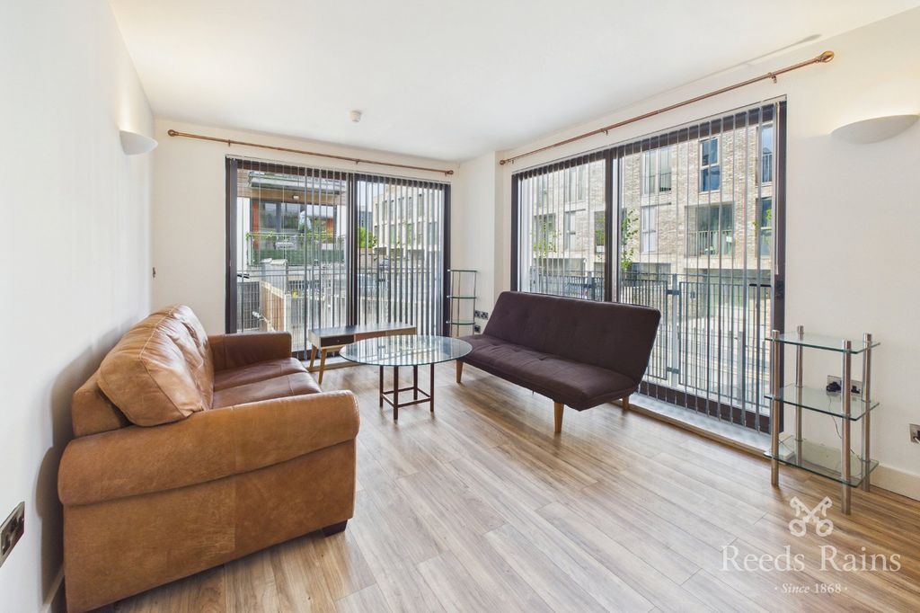 Property photo 2 of 10 Picture No. 04