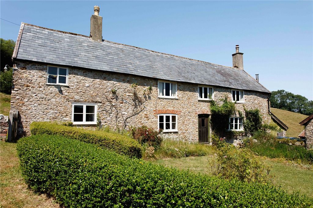 Property photo 2 of 34 Picture No. 74