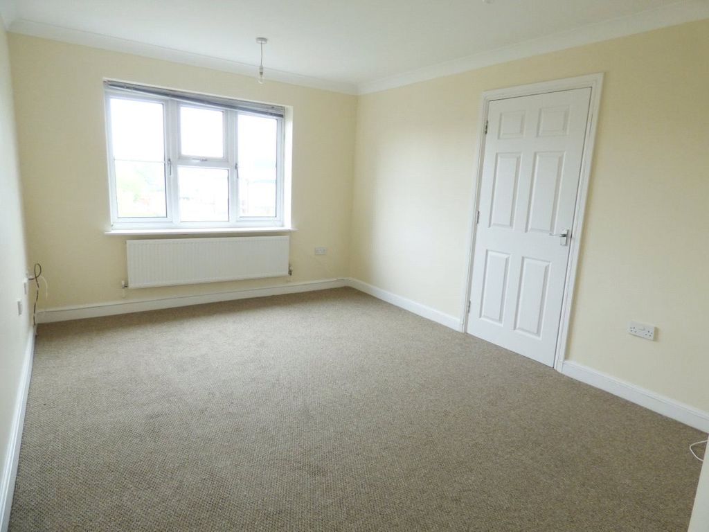 Property photo 2 of 6 Picture No. 03