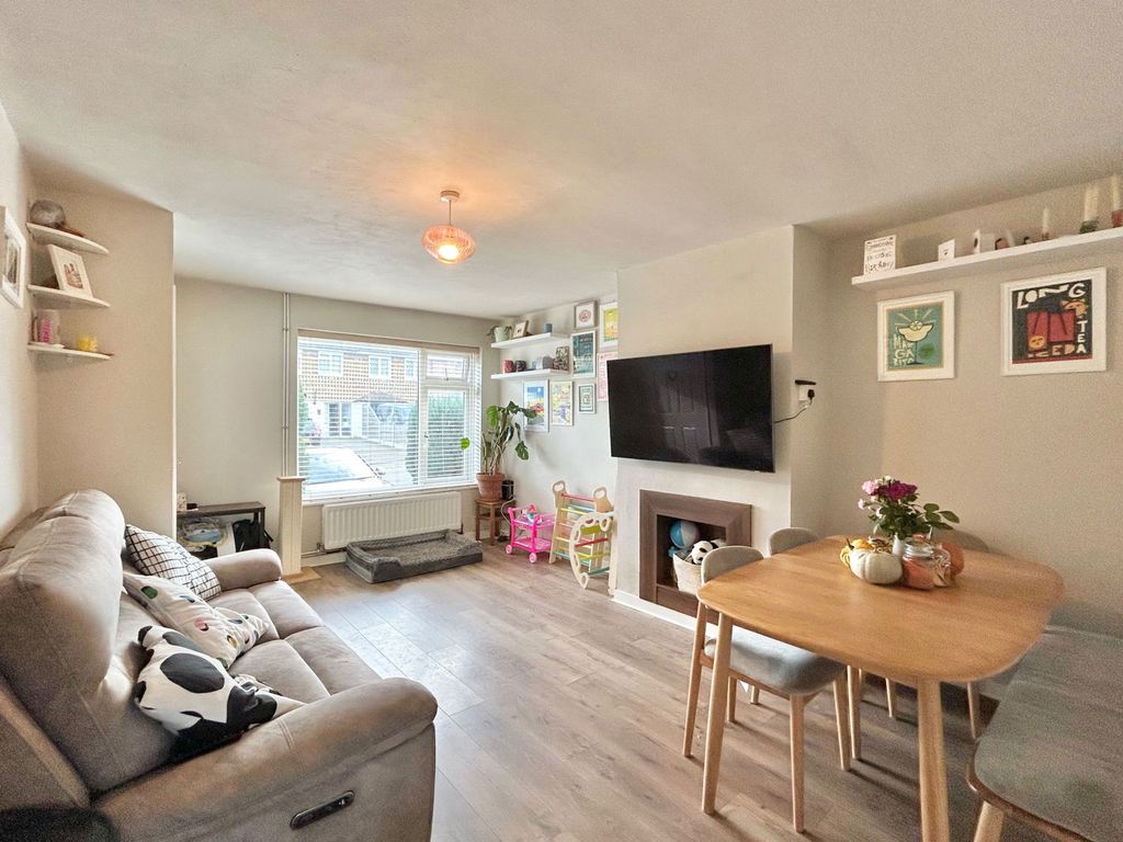 Property photo 3 of 14