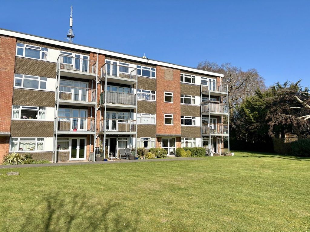 Property photo 2 of 15