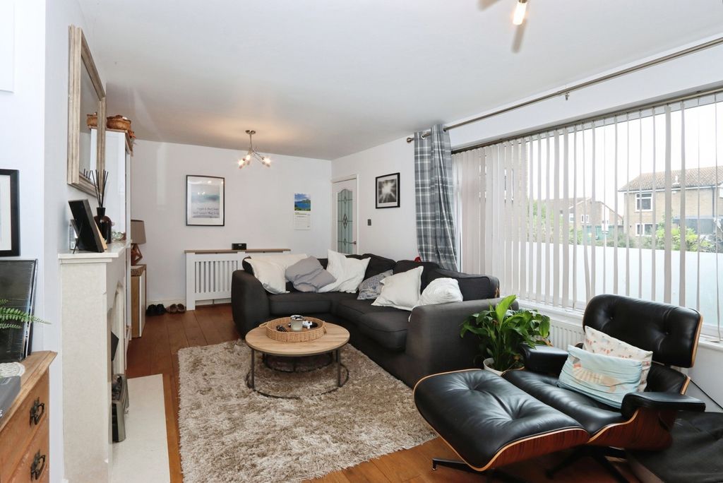 Property photo 2 of 24 Pbox-Img.Jpg