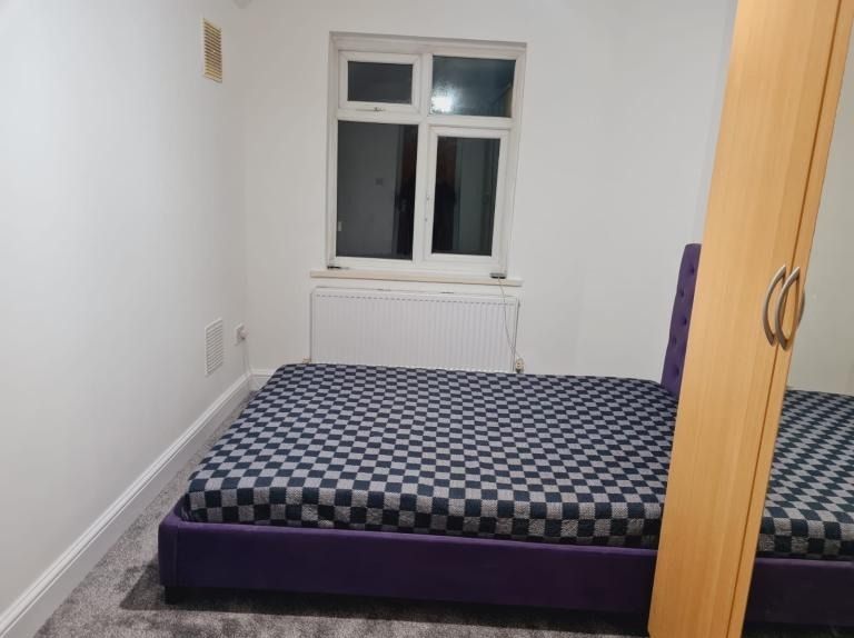 Property photo 1 of 3