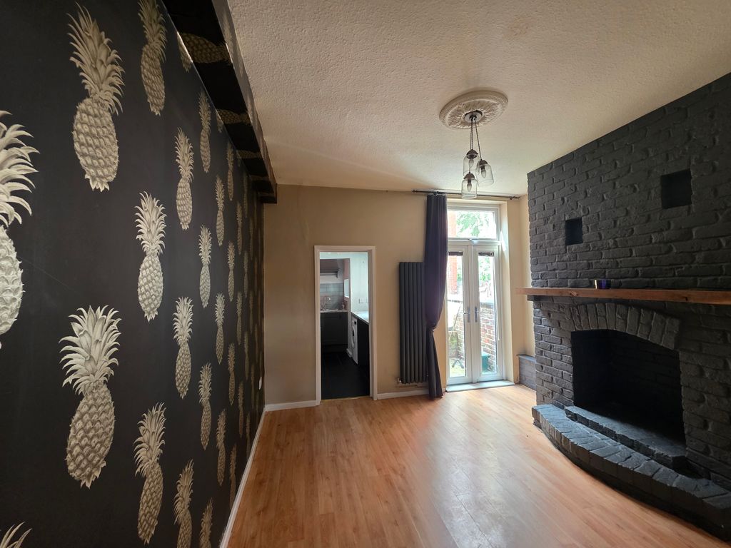 Property photo 2 of 7 Dining Room