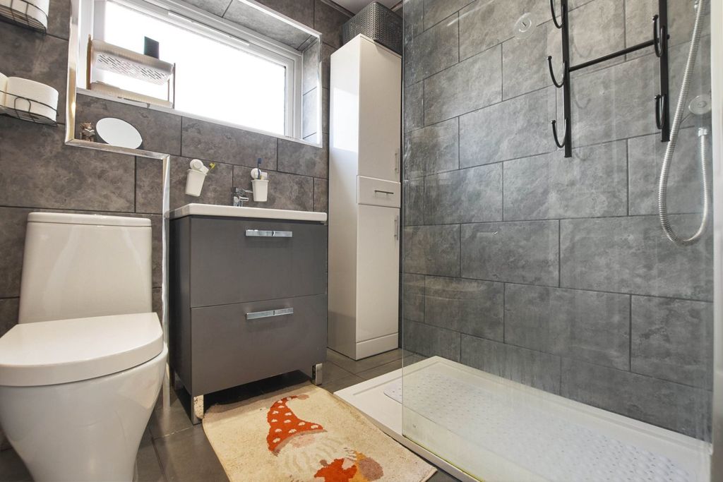 Additional image 8 of 3 bed terraced house for saleArdmillan, Kilwinning KA13