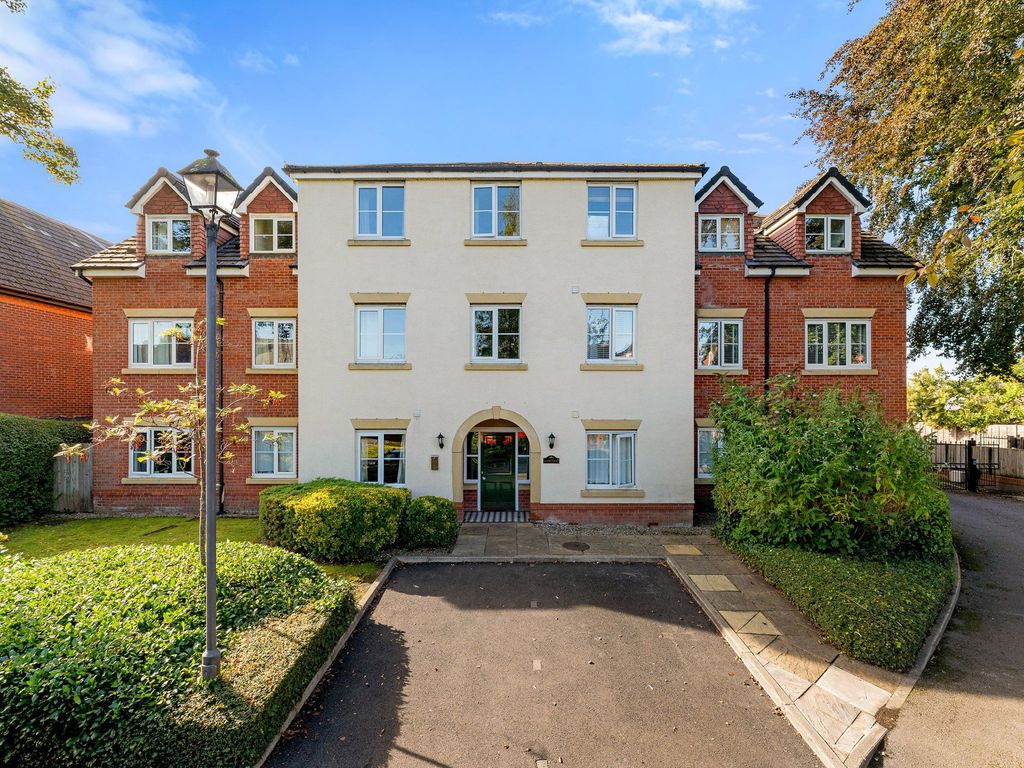 Property photo 1 of 14