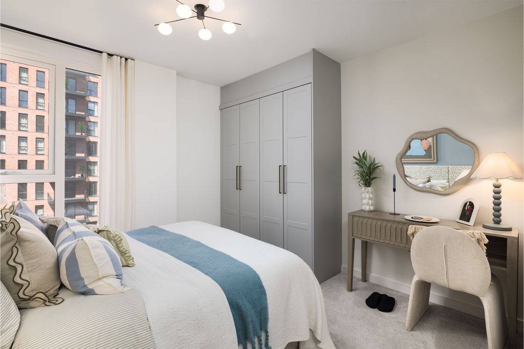 2 bed flat for sale"Waterway Apartments" at Carnation Gardens, Nestle Avenue, Hayes UB3