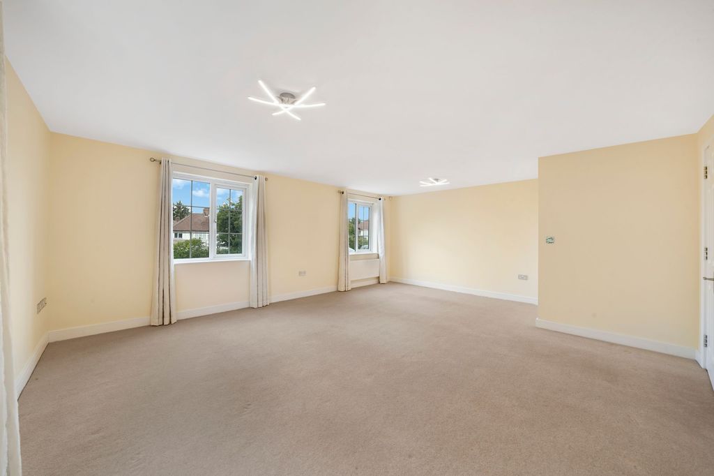 Property photo 1 of 12 Reception