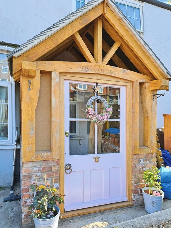 Property photo 2 of 22