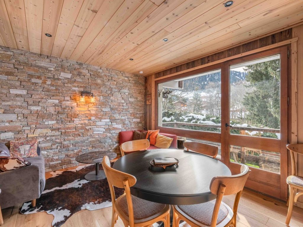 Property photo 1 of 11 Megeve Apartment For