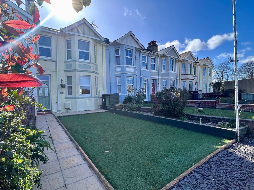 Property photo 1 of 24