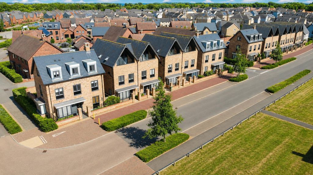 Property photo 2 of 21 File_0000000027E871F4A137F099Fc9c826F.Png