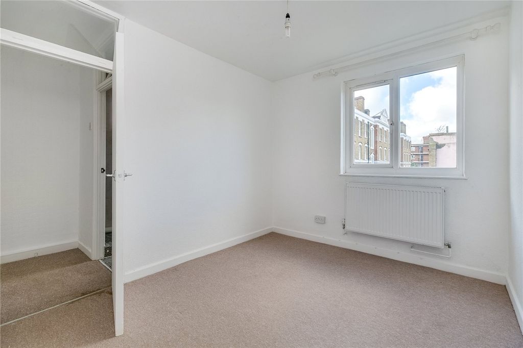 Property photo 3 of 8