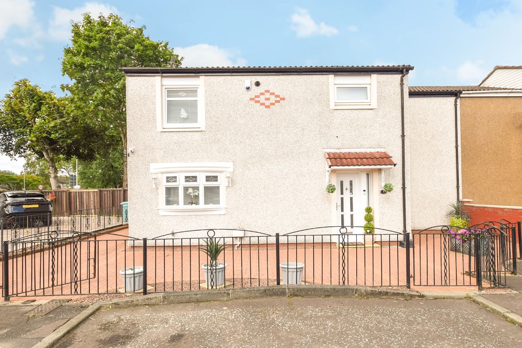 Property photo 1 of 27