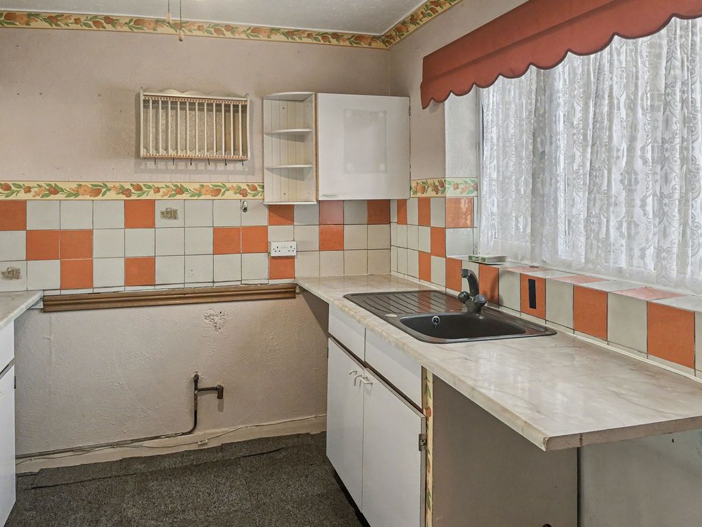 Property photo 2 of 12 Photo 2