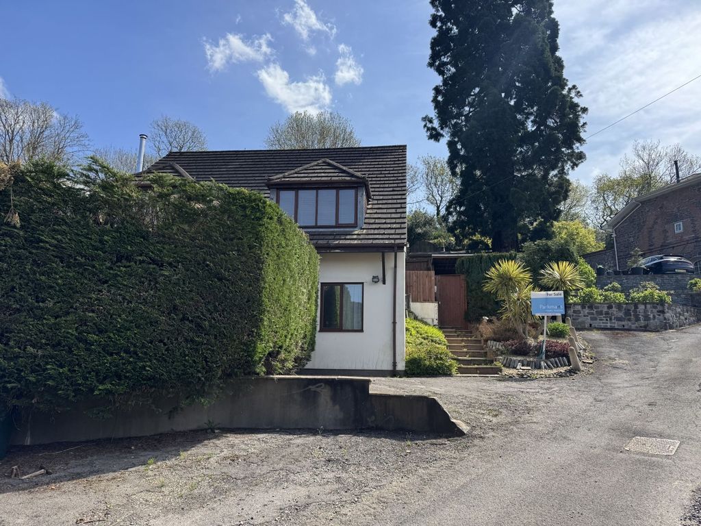 Property photo 1 of 46