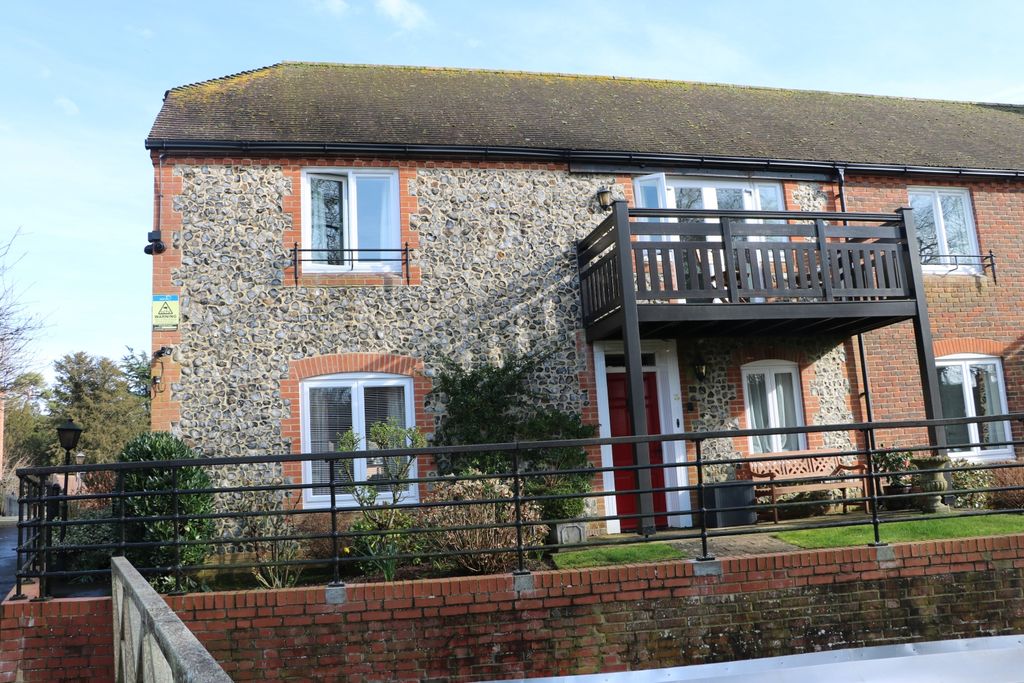 Property photo 1 of 20 Img_4829