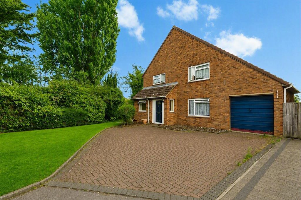 Property photo 1 of 13