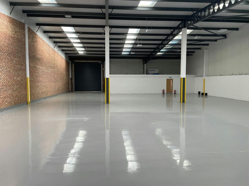 Property photo 2 of 8 Unit A5 Watlington Ind Est - 4.Jpg