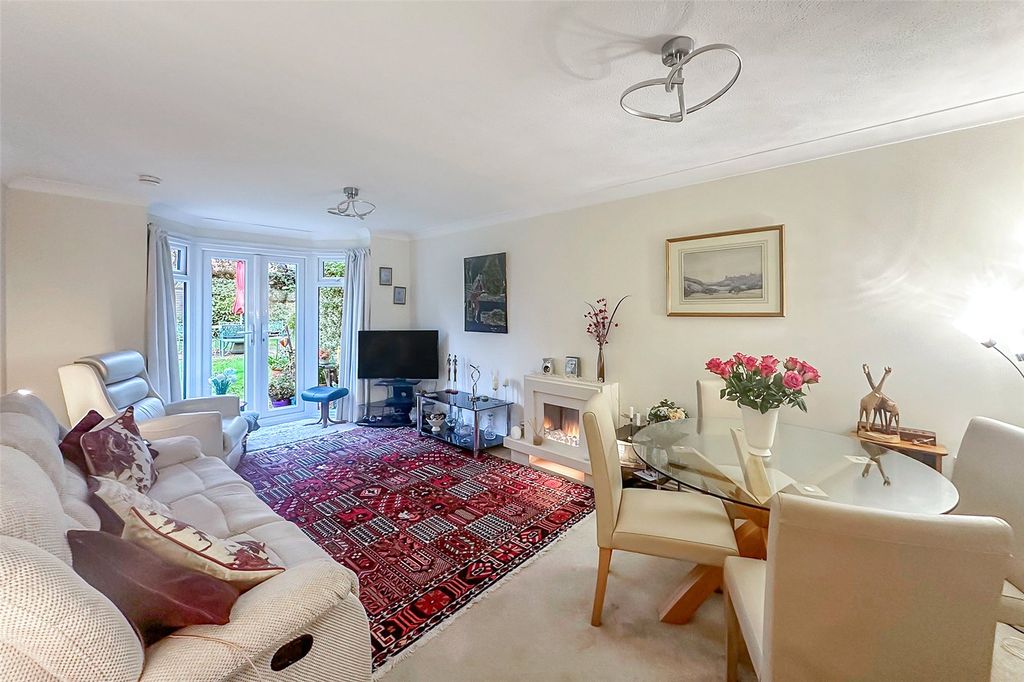 Property photo 2 of 15 Picture No. 22