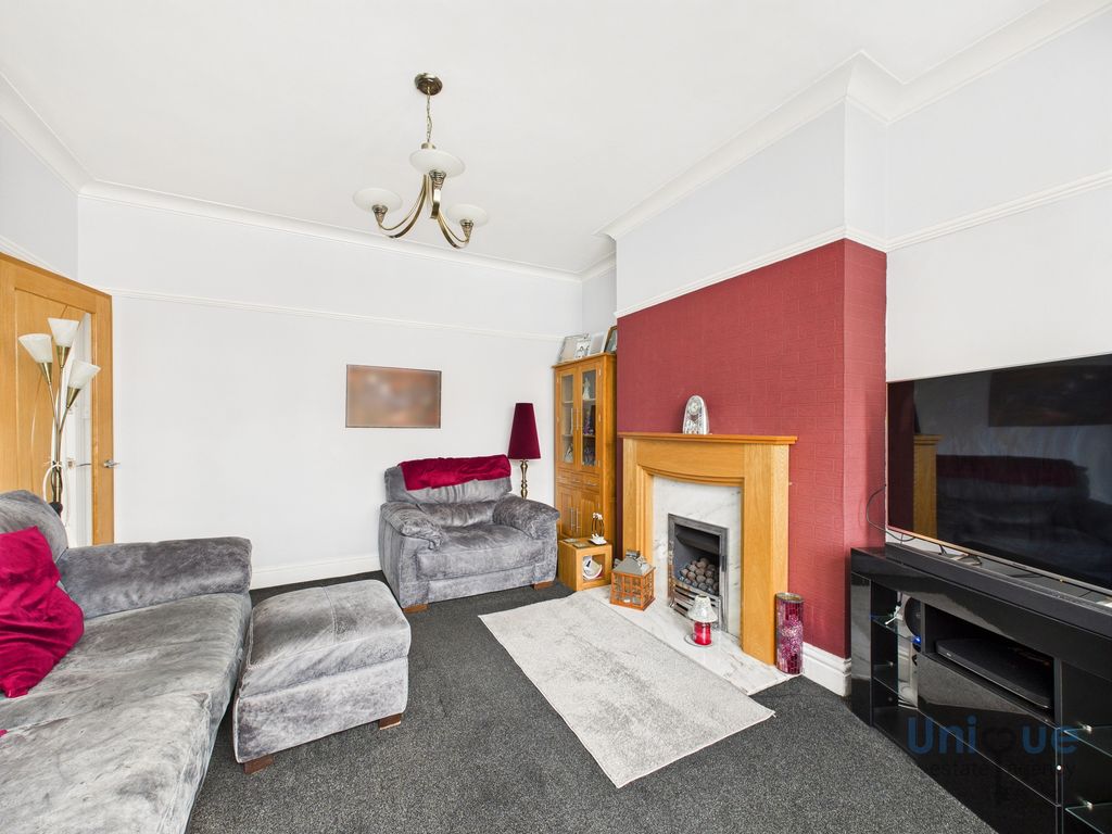 Property photo 3 of 25