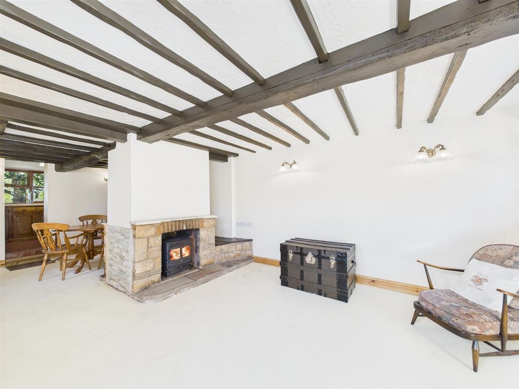 Property photo 3 of 23