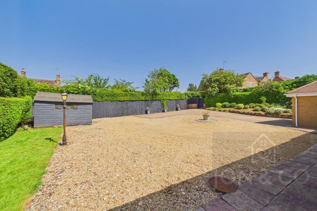 Property photo 3 of 29