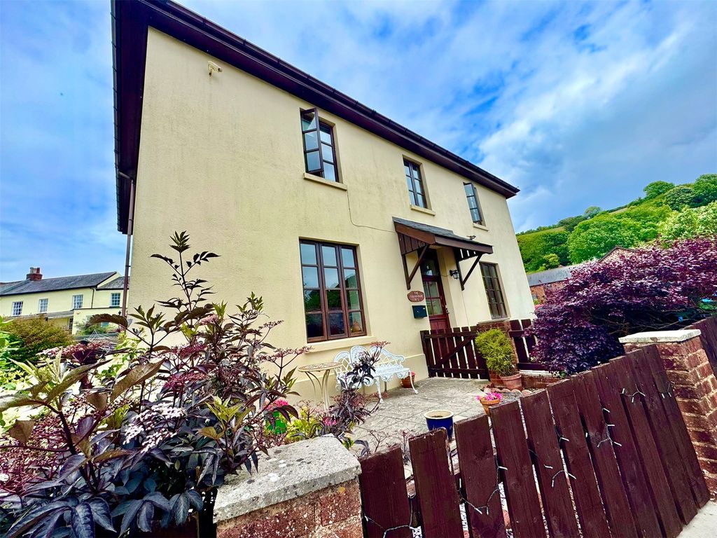 Property photo 1 of 27 Picture No. 28