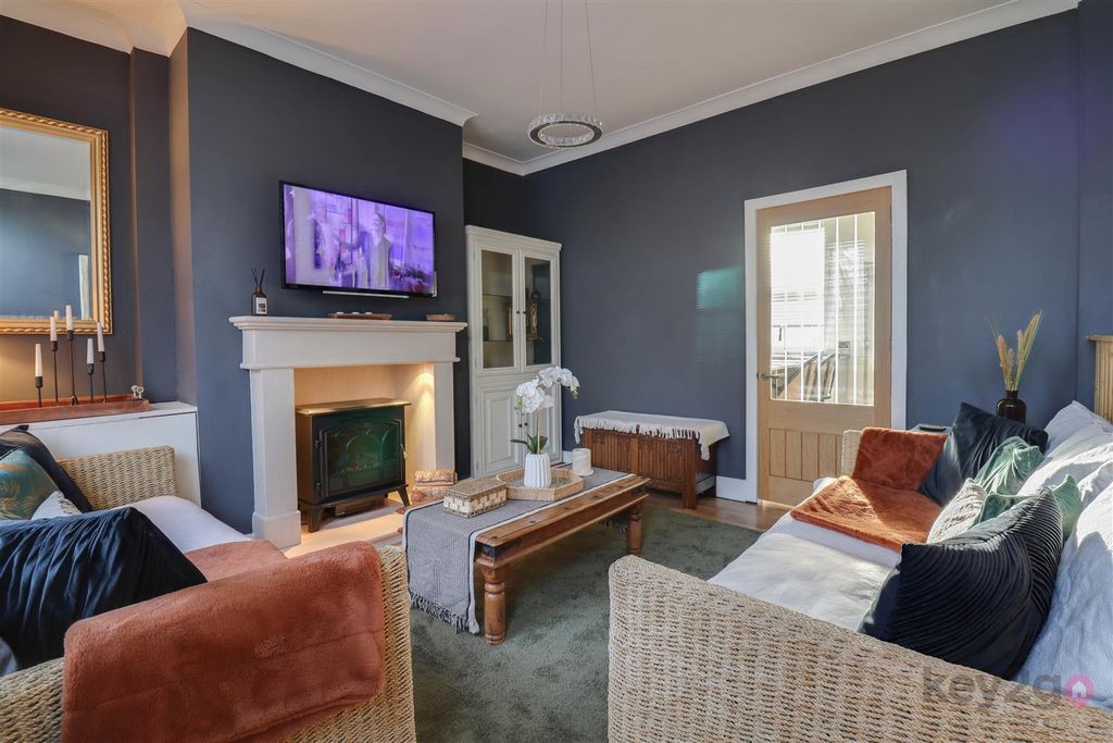 Property photo 2 of 27 Img_3788-Img_3790.Jpg